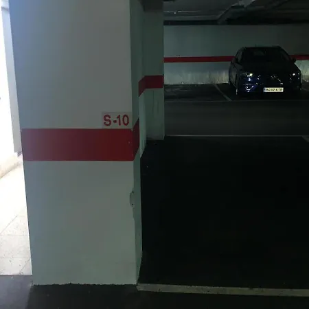 199a - Comodo Y Con Garaje Apartmán *